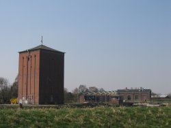 gron_005_graansilo_en_remise.jpg